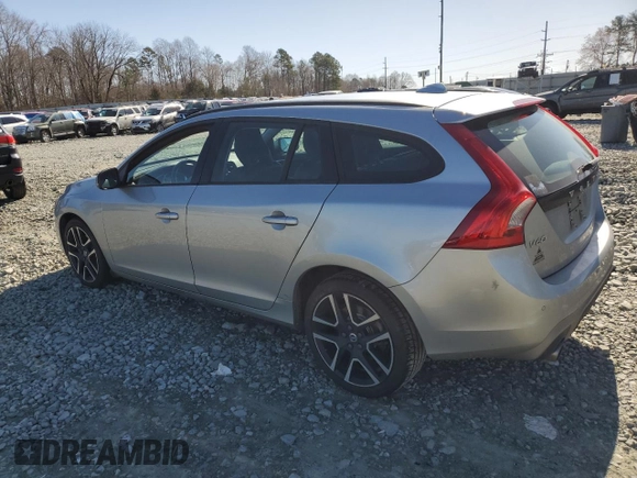 2018 Volvo V60 Dynamic with VIN YV140MEL4J2390449, listed as a Copart auction lot 46272124 with 124,513 mi miles. Bid and sale history available at carsss.com. Image 2.