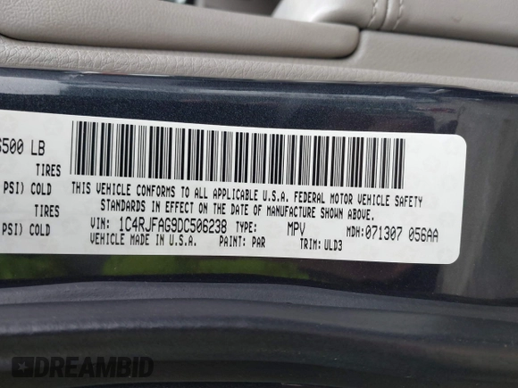 2013 Jeep Grand Cherokee Laredo with VIN 1C4RJFAG9DC506238, listed as a IAAI auction lot 41800981 with 172,676 mi miles. Bid and sale history available at carsss.com. Image 9.