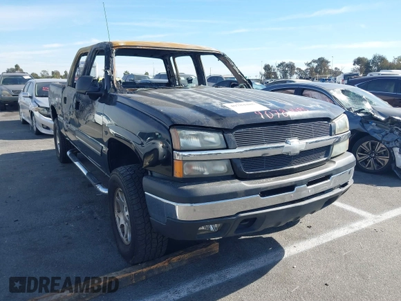2005 Chevrolet Silverado 1500 LS z VIN 2GCEC13T051219853, wystawiony jako IAAI lot #41124114 z przebiegiem Nie podano mil oraz . Historia ofert i sprzedaży dostępna na DreamBid. Obrazek 1.