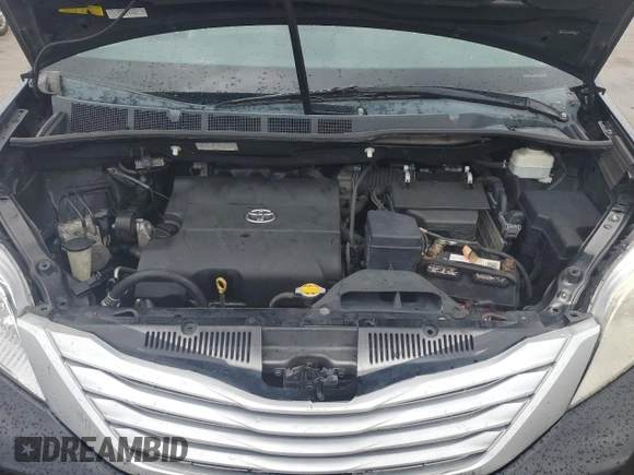 2013 Toyota Sienna XLE with VIN 5TDDK3DC8DS050410, listed as a Copart auction lot 55263125 with 269,011 mi miles and Clean Title. Bid and sale history available at DreamBid. Image 12.