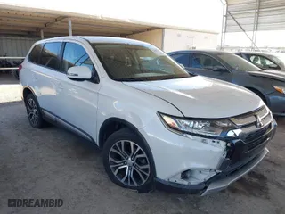 2017 Mitsubishi Outlander SE with VIN JA4AD3A31HZ062317, listed as a IAAI auction lot 41398754 with 104,853 mi miles. Bid and sale history available at carsss.com. Image 1.
