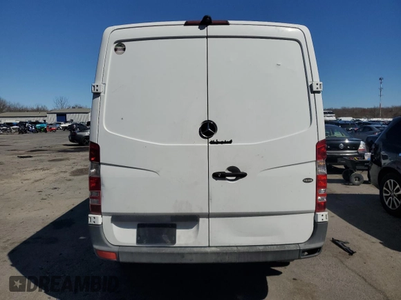 2016 Mercedes-Benz Sprinter Cargo with VIN WD3PE7DD2GP322396, listed as a Copart auction lot 49437965 with 189,127 mi miles and Salvage Title. Bid and sale history available at carsss.com. Image 6.