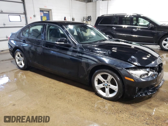 2013 BMW 3 Series 328i xDrive with VIN WBA3B5G52DNS03354, listed as a Copart auction lot 48067245 with 58,079 mi miles and Salvage Title. Bid and sale history available at carsss.com. Image 4.