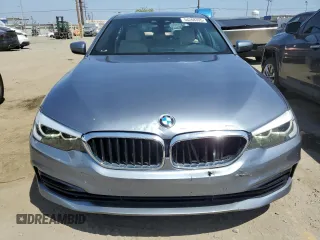 2019 BMW 5 Series 530e iPerformance with VIN WBAJA9C50KB399218, listed as a Copart auction lot 54268395 with 76,187 mi miles and Salvage Title. Bid and sale history available at carsss.com. Image 5.