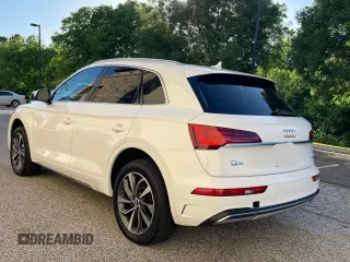 2021 Audi Q5 Premium Plus z VIN WA1BAAFY5M2024761, wystawiony jako Copart lot #57532125 z przebiegiem 90 042 mil mil oraz Czysty tytuł • Clean title. Historia ofert i sprzedaży dostępna na DreamBid. Obrazek 3.
