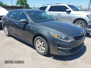 2016 Kia Optima LX z VIN 5XXGT4L36GG024394, wystawiony jako IAAI lot #42322315 z przebiegiem 158 648 mil mil oraz . Historia ofert i sprzedaży dostępna na DreamBid. Obrazek 1.