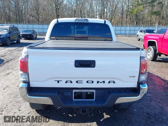2020 Toyota Tacoma SR5 with VIN 3TMAZ5CN4LM132002, listed as a IAAI auction lot 41224844 with 55,000 mi miles and . Bid and sale history available at DreamBid. Image 17.