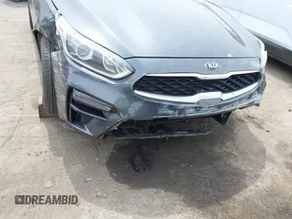 2020 Kia Forte LXS z VIN 3KPF24AD6LE231168, wystawiony jako IAAI lot #42076355 z przebiegiem 45 981 mil mil oraz . Historia ofert i sprzedaży dostępna na DreamBid. Obrazek 17.