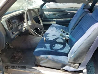 1987 Chevrolet El Camino SS z VIN 3GCCW80H4HS912151, wystawiony jako Copart lot #52302005 z przebiegiem 54 489 mil mil oraz Szkoda całkowita • Salvage title. Historia ofert i sprzedaży dostępna na DreamBid. Obrazek 7.