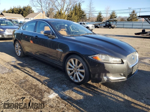 2013 Jaguar XF SC with VIN SAJWJ0EF8D8S92378, listed as a Copart auction lot 45106725 with Not Provided miles and Clean Title. Bid and sale history available at DreamBid. Image 4.