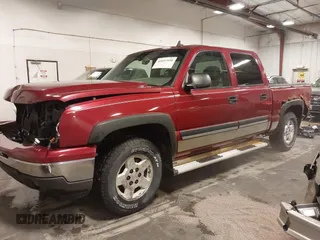 2006 Chevrolet Silverado 1500 LT1 with VIN 2GCEK13T861135557, listed as a IAAI auction lot 42057498 with 174,440 mi miles and . Bid and sale history available at DreamBid. Image 2.