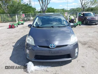 2011 Toyota Prius I with VIN JTDKN3DUXB1404431, listed as a IAAI auction lot 42045275 with 101,293 mi miles. Bid and sale history available at carsss.com. Image 12.