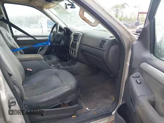 2005 Mercury Mountaineer Convenience z VIN 4M2ZU66K55UJ04095, wystawiony jako IAAI lot #42228344 z przebiegiem 177 708 mil mil oraz . Historia ofert i sprzedaży dostępna na DreamBid. Obrazek 5.