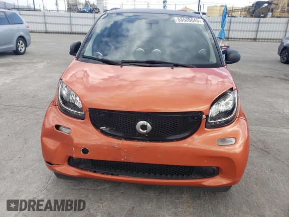 2016 Smart fortwo Passion z VIN WMEFJ5DAXGK069026, wystawiony jako Copart lot #53535045 z przebiegiem 34 410 mil mil oraz Tytuł czysty. Historia ofert i sprzedaży dostępna na DreamBid. Obrazek 5.