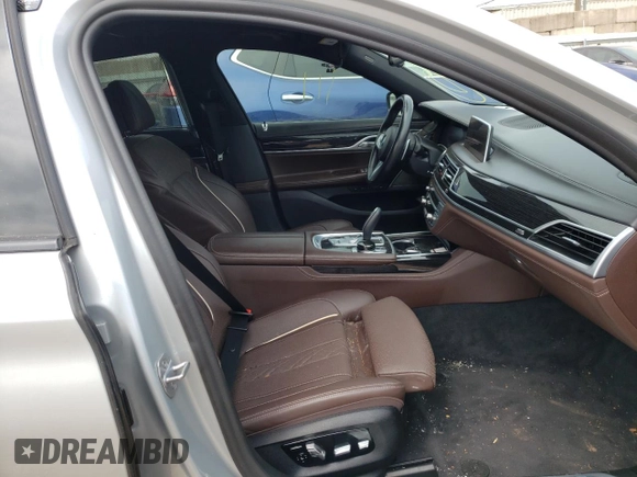 2020 BMW 7 Series 750i xDrive with VIN WBA7U2C00LBM62221, listed as a Copart auction lot 47604792 with 111 mi miles. Bid and sale history available at carsss.com. Image 5.