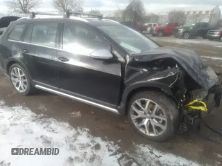 2018 Volkswagen Golf S z VIN 3VWH17AU6JM750685, wystawiony jako IAAI lot #41130790 z przebiegiem 63 425 mil mil oraz . Historia ofert i sprzedaży dostępna na DreamBid. Obrazek 1.