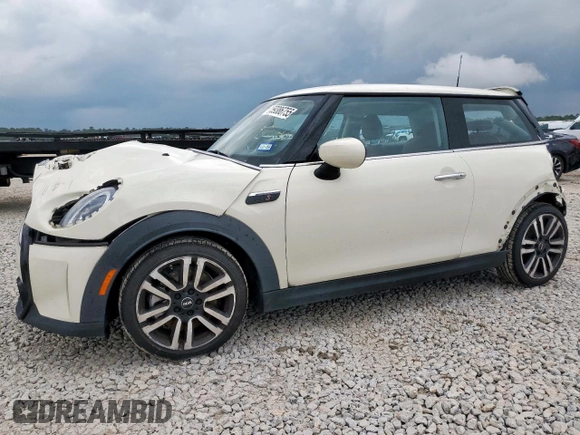 2022 MINI Hardtop Cooper S z VIN WMW53DH09N2R81558, wystawiony jako Copart lot #59386755 z przebiegiem 38 576 mil mil oraz Szkoda całkowita • Salvage title. Historia ofert i sprzedaży dostępna na DreamBid. Obrazek 1.