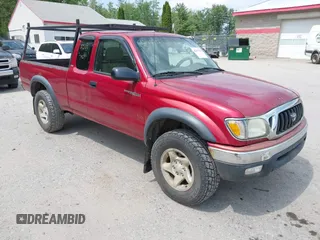 2004 Toyota Tacoma z VIN 5TEWN72N44Z416765, wystawiony jako IAAI lot #42437923 z przebiegiem 221 866 mil mil oraz . Historia ofert i sprzedaży dostępna na DreamBid. Obrazek 1.