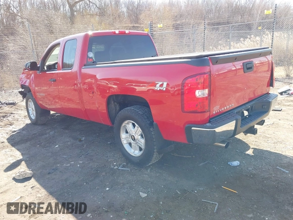 2011 Chevrolet Silverado 1500 LT with VIN 1GCRKSE39BZ460403, listed as a IAAI auction lot 41797797 with 159,608 mi miles and . Bid and sale history available at DreamBid. Image 3.