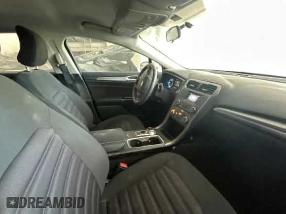 2017 Ford Fusion SE с VIN 3FA6P0H79HR117620, выставлен на аукционе Copart как лот 62193875 с пробегом 72 646 миль миль и Списание • Salvage title. История ставок и продаж доступна на DreamBid. Изображение 5.