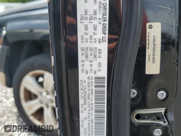 2014 Jeep Patriot Latitude with VIN 1C4NJRFBXED846992, listed as a Copart auction lot 60405735 with 93,779 mi miles and Clean title. Bid and sale history available at DreamBid. Image 13.