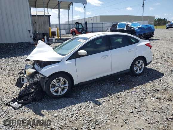 2014 Ford Focus SE with VIN 1FADP3F21EL119694, listed as a Copart auction lot 49823525 with 177,391 mi miles and Non Repairable. Bid and sale history available at DreamBid. Image 1.