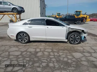 2017 Lincoln MKZ Select with VIN 3LN6L5C95HR624778, listed as a IAAI auction lot 41768831 with 104,432 mi miles. Bid and sale history available at carsss.com. Image 14.