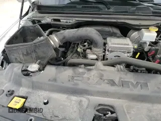 2021 Ram 1500 Laramie z VIN 1C6SRFJT9MN620324, wystawiony jako Copart lot #84646625 z przebiegiem 41 568 mil mil oraz Szkoda całkowita • Salvage title. Historia ofert i sprzedaży dostępna na DreamBid. Obrazek 13.