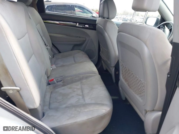 2012 Kia Sorento LX with VIN 5XYKT3A14CG199416, listed as a IAAI auction lot 41790577 with 178,158 mi miles. Bid and sale history available at carsss.com. Image 8.