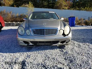 2004 Mercedes-Benz E-Class 5.0L with VIN WDBUF70J44A406041, listed as a Copart auction lot 80153574 with 0 mi miles and Salvage Title. Bid and sale history available at carsss.com. Image 5.
