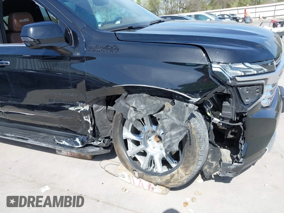2024 Chevrolet Suburban High Country with VIN 1GNSKGKL7RR150268, listed as a IAAI auction lot 41798479 with 13,339 mi miles and . Bid and sale history available at DreamBid. Image 6.