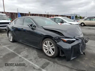 2021 Lexus IS 300 with VIN JTHCA1D28M5117103, listed as a Copart auction lot 53957595 with 39,680 mi miles and Salvage title. Bid and sale history available at DreamBid. Image 4.