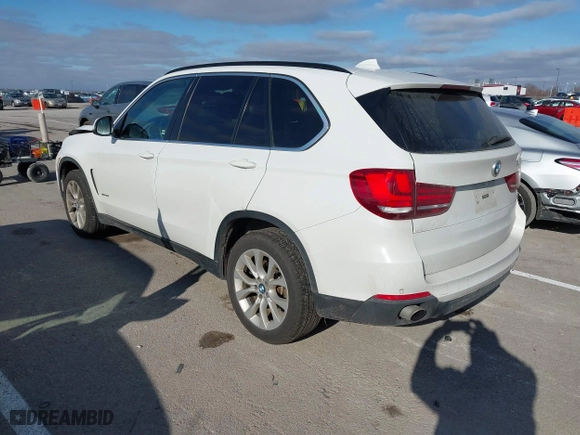 2016 BMW X5 xDrive35i with VIN 5UXKR0C52G0P29633, listed as a IAAI auction lot 41057391 with 176,697 mi miles. Bid and sale history available at carsss.com. Image 3.