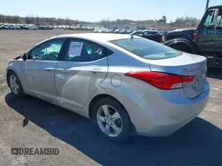2013 Hyundai Elantra Limited z VIN 5NPDH4AE6DH209246, wystawiony jako IAAI lot #41999702 z przebiegiem 132 786 mil mil oraz . Historia ofert i sprzedaży dostępna na DreamBid. Obrazek 3.