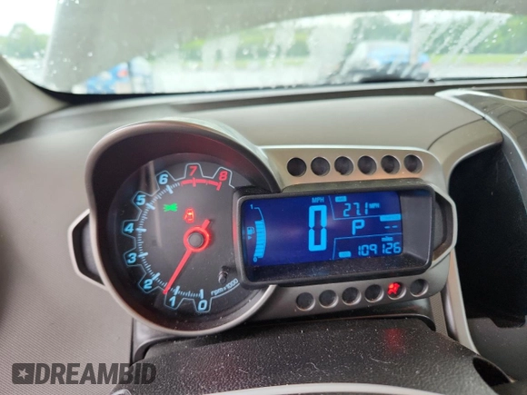 2015 Chevrolet Sonic LTZ with VIN 1G1JE6SBXF4109423, listed as a Copart auction lot 60329525 with 109,126 mi miles and Salvage title. Bid and sale history available at DreamBid. Image 9.
