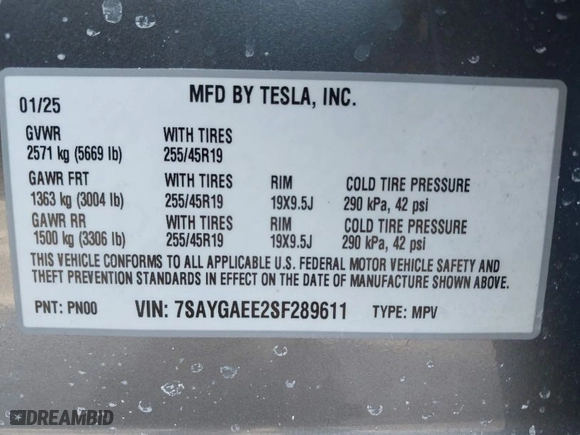 2025 Tesla Model Y Long Range with VIN 7SAYGAEE2SF289611, listed as a IAAI auction lot 41445630 with 393 mi miles. Bid and sale history available at carsss.com. Image 9.