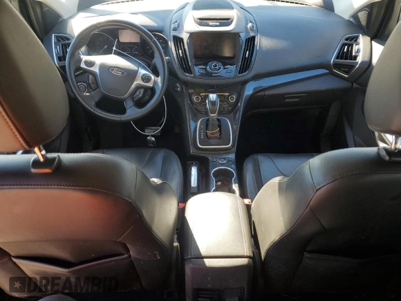 2013 Ford Escape Titanium с VIN 1FMCU0J96DUD67980, выставлен на аукционе Copart как лот 87187974 с пробегом 107 284 миль миль и Списание • Salvage title. История ставок и продаж доступна на DreamBid. Изображение 8.