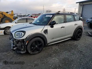 2021 MINI Countryman Cooper with VIN WMZ43BR09M3M93186, listed as a Copart auction lot 82433544 with 54,619 mi miles and Salvage title. Bid and sale history available at DreamBid. Image 1.