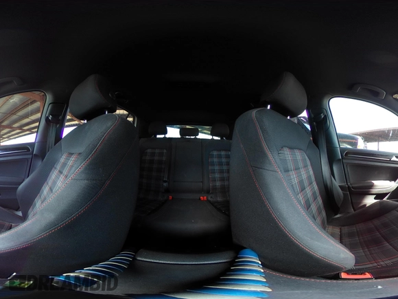 2017 Volkswagen GTI S z VIN 3VW447AU4HM038577, wystawiony jako IAAI lot #41990490 z przebiegiem 100 792 mil mil oraz . Historia ofert i sprzedaży dostępna na DreamBid. Obrazek 17.