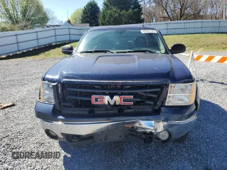 2007 GMC Sierra 1500 SLE1 with VIN 2GTEC19C971711856, listed as a Copart auction lot 49693165 with 329,400 mi miles and Salvage Title. Bid and sale history available at DreamBid. Image 5.