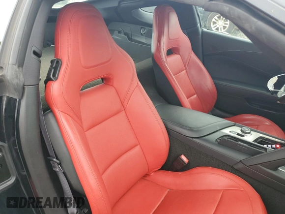 2017 Chevrolet Corvette 1LT z VIN 1G1YB2D7XH5117396, wystawiony jako Copart lot #52410255 z przebiegiem 31 357 mil mil oraz Szkoda całkowita • Salvage title. Historia ofert i sprzedaży dostępna na DreamBid. Obrazek 10.
