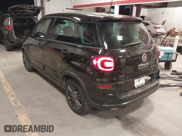 2019 FIAT 500L Trekking with VIN ZFBNFADH0KZ042275, listed as a IAAI auction lot 41172309 with 30,865 mi miles. Bid and sale history available at carsss.com. Image 3.