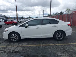 2015 Honda Civic SE z VIN 19XFB2F73FE266066, wystawiony jako IAAI lot #41798331 z przebiegiem 555 929 mil mil oraz . Historia ofert i sprzedaży dostępna na DreamBid. Obrazek 14.