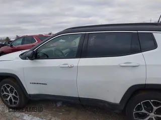 2024 Jeep Compass Limited с VIN 3C4NJDCN2RT103258, выставлен на аукционе IAAI как лот 41246086 с пробегом 3 792 миль миль и . История ставок и продаж доступна на DreamBid. Изображение 14.