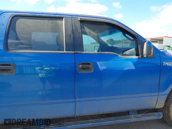 2014 Ford F-150 XL with VIN 1FTEW1CM9EFA37657, listed as a IAAI auction lot 42014824 with 235,969 mi miles. Bid and sale history available at carsss.com. Image 13.