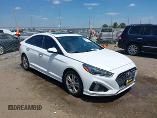 2018 Hyundai Sonata SEL with VIN 5NPE34AF0JH709927, listed as a IAAI auction lot 40183011 with 76,281 mi miles and . Bid and sale history available at DreamBid. Image 1.