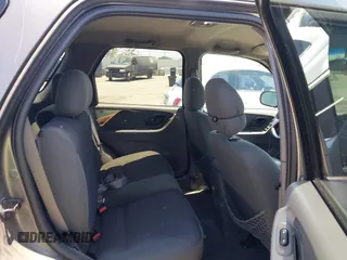 2002 Ford Escape XLT Choice with VIN 1FMYU03142KC99894, listed as a IAAI auction lot 42506225 with 108,621 mi miles and . Bid and sale history available at DreamBid. Image 8.