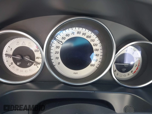 2014 Mercedes-Benz E 350 Sport с VIN WDDHF5KB3EB021391, выставлен на аукционе IAAI как лот 41947558 с пробегом Не указан миль и . История ставок и продаж доступна на DreamBid. Изображение 7.
