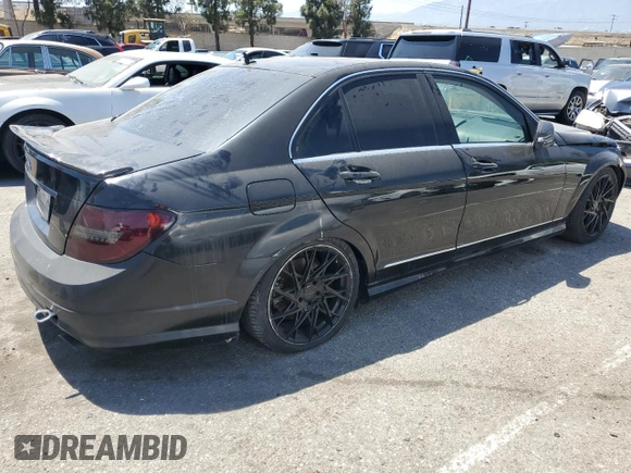 2010 Mercedes-Benz C 300 Sport with VIN WDDGF5EB7AF487626, listed as a Copart auction lot 62944095 with 105,997 mi miles and Clean title. Bid and sale history available at DreamBid. Image 3.
