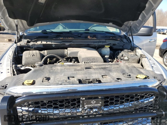 2018 Ram 1500 SLT z VIN 1C6RR6GG1JS206007, wystawiony jako Copart lot #50151835 z przebiegiem 118 194 mil mil oraz Szkoda całkowita • Salvage title. Historia ofert i sprzedaży dostępna na DreamBid. Obrazek 13.